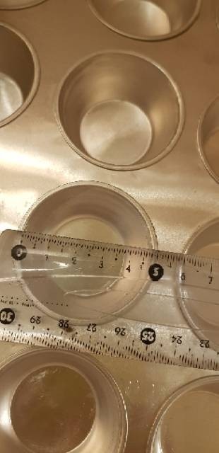 Loyang Kue Muffin 16 Lubang