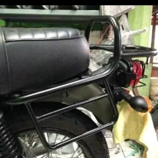 Behel belakang kawasaki w175