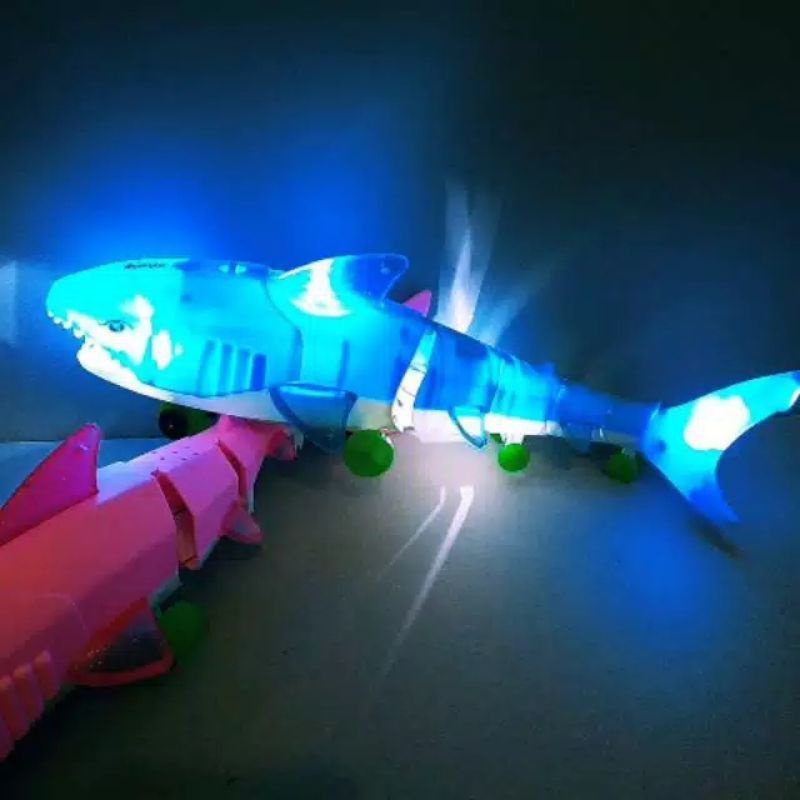 Mainan Baby Shark Ikan Hiu Nyala Lampu &amp; Musik Berjalan Berenang diDarat Murah Bisa COD