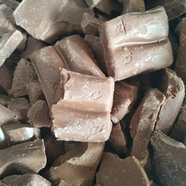 patahan coklat dove 500gr