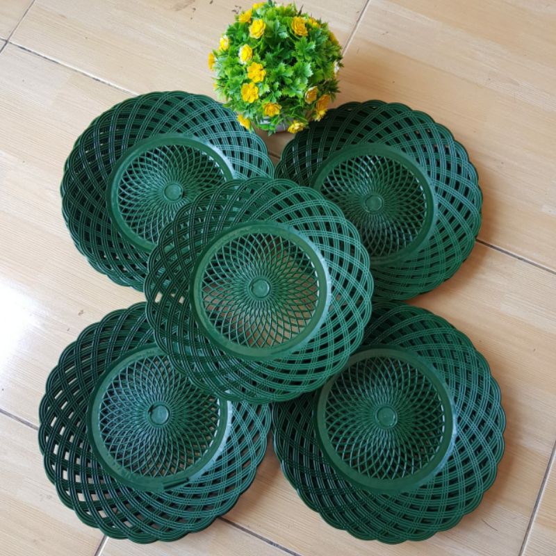 12 pcs Piring Rotan Plastik Diameter 24 cm piring rotan bahan plastik (BISA COD)