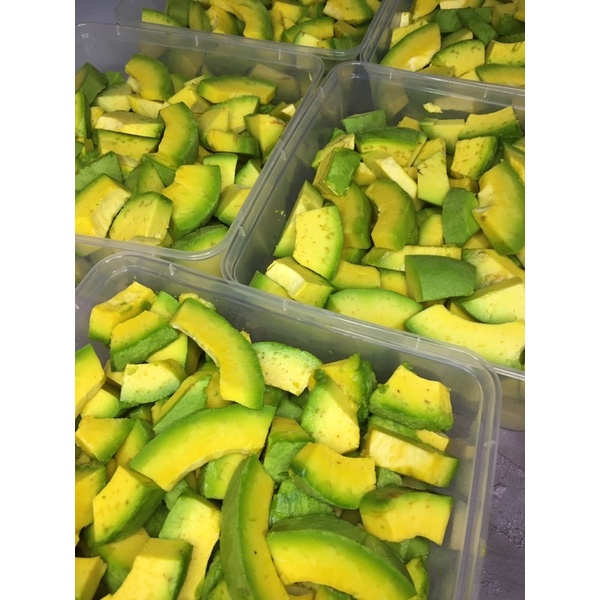 

Alpukat Mentega kupas fresh 650ml