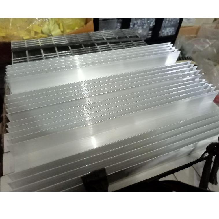(B6D6).. HEATSINK 30CM HEATSINK 5 SIRIP HEATSINK 30CM 5 SIRIP HEATSINK POWER SANKEN PENDINGIN HEATSI