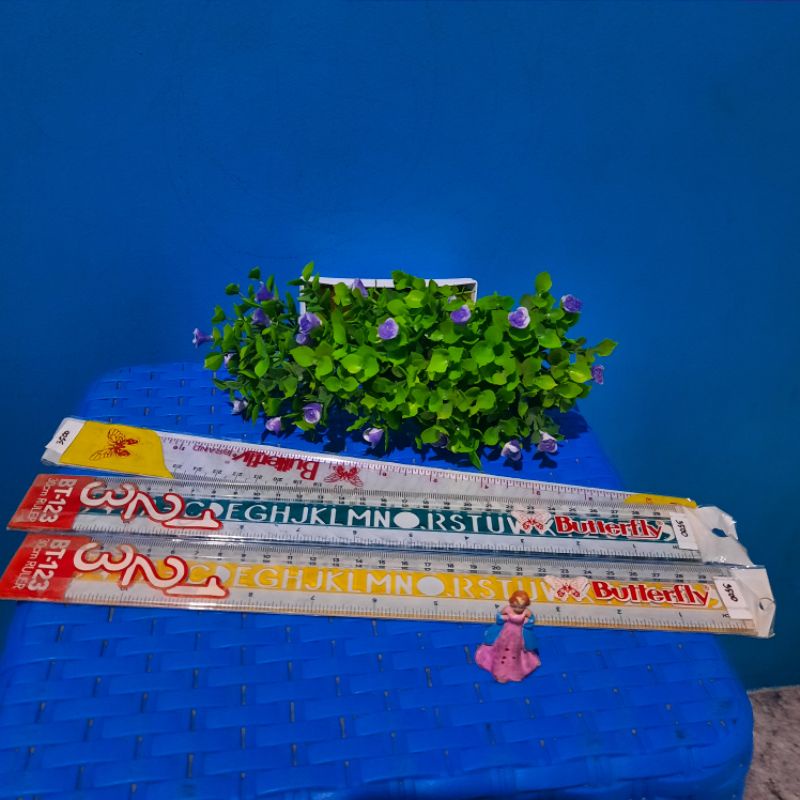 

Penggaris 30 cm Butterfly