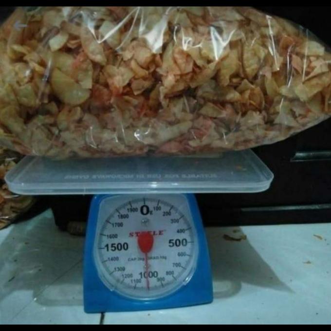 

Keripik Singkong Renyah Gurih Hott Terlaris Berat 1Kg Thebest