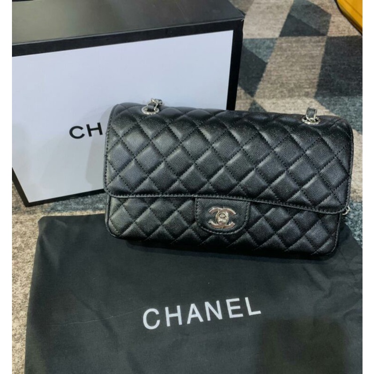 Chanel classic Flap bag in Caviar black AO1112 (Pls baca deskripsi lengkap)