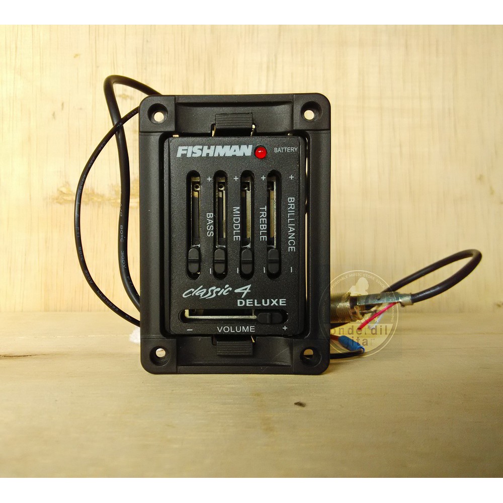 PreAmp Gitar Fishman Classic 4 Deluxe