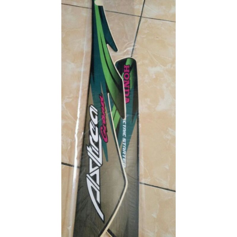 striping stiker lis body 1 set honda astrea grend grand