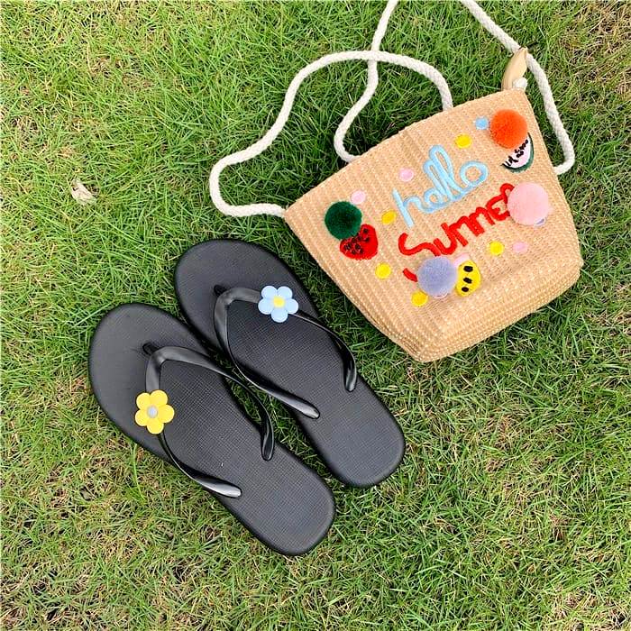 Sandal jepit wanita Murah 1kg bisa 6 Sendal bunga hello kiti Fashion Sandal slop Wanita helo kity Sandal Murah Sendal cewe hellokity Sendal bulu