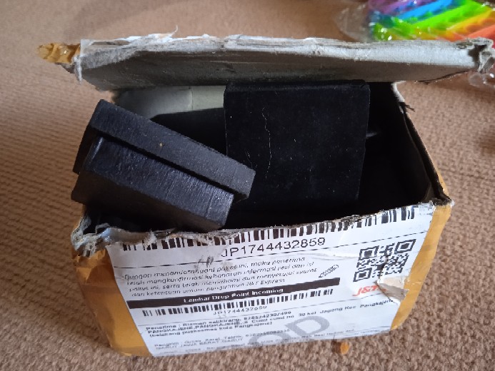 Karet Kaki Meja Kursi Dan Rak Besi Hollow 4x4