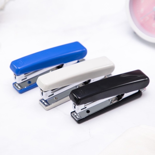 

Staples / Stapler Standar