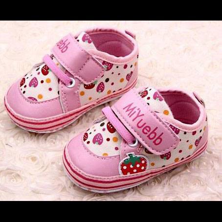 Sepatu Prewalker PW Pink Strawberry