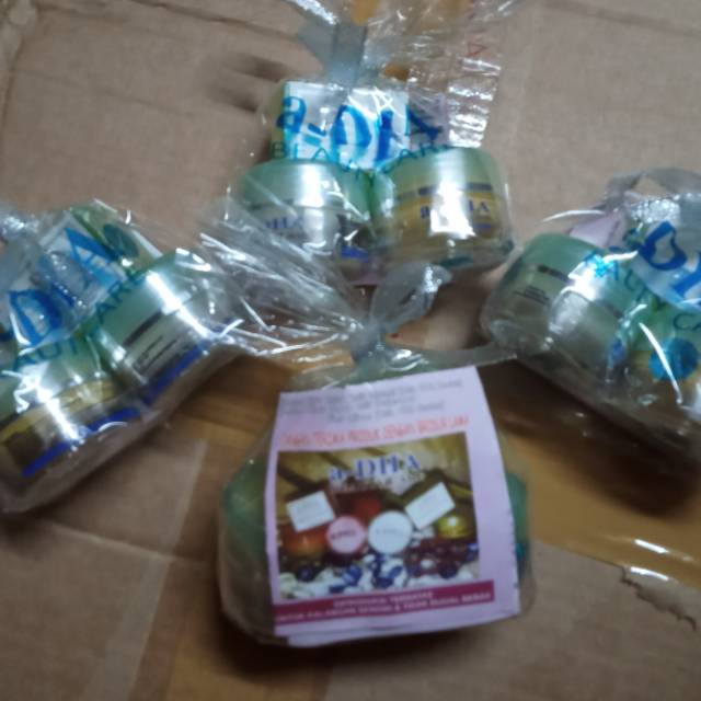 CREAM DHA HIJAU HOLO M ORIGINAL ATAU CREAM DHA IJO PEMUTIH WAJAH