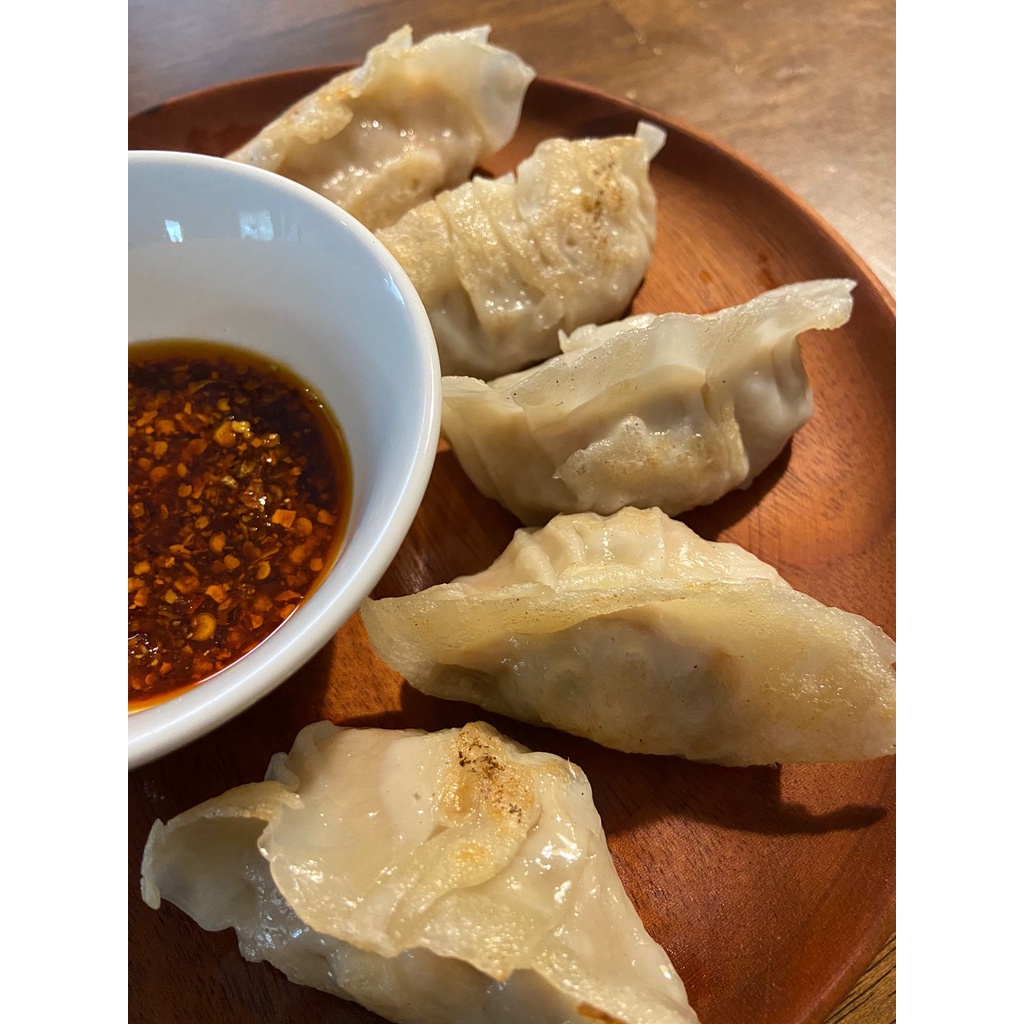 

Korean Mandu (Steamed Korean Dumpling) termasuk Chili OIl