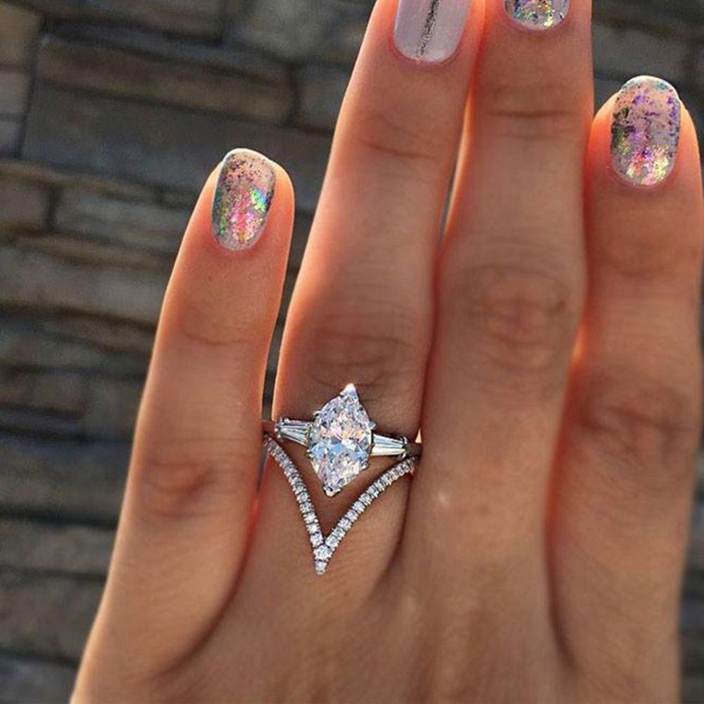 Cincin Oval Nanas Fashion Wanita Perhiasan Pernikahan Unik Berbentuk V