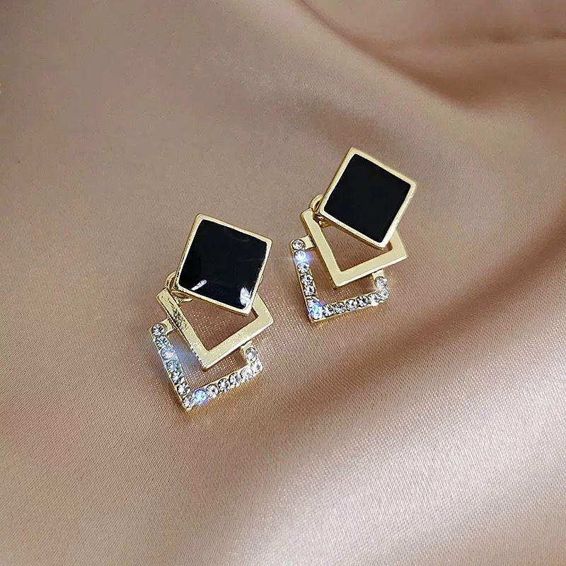 Sterling silver jarum Jepang dan Korea Selatan kecil anting-anting sederhana gaya dingin square anti