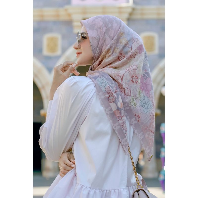 Buttonscarves the dream park viola