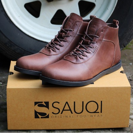 Sepatu Pria Boots Casual  Merk Sauqi Brodo Racing Warna Coklat Bahan Kulit Asli Kerja Kantor