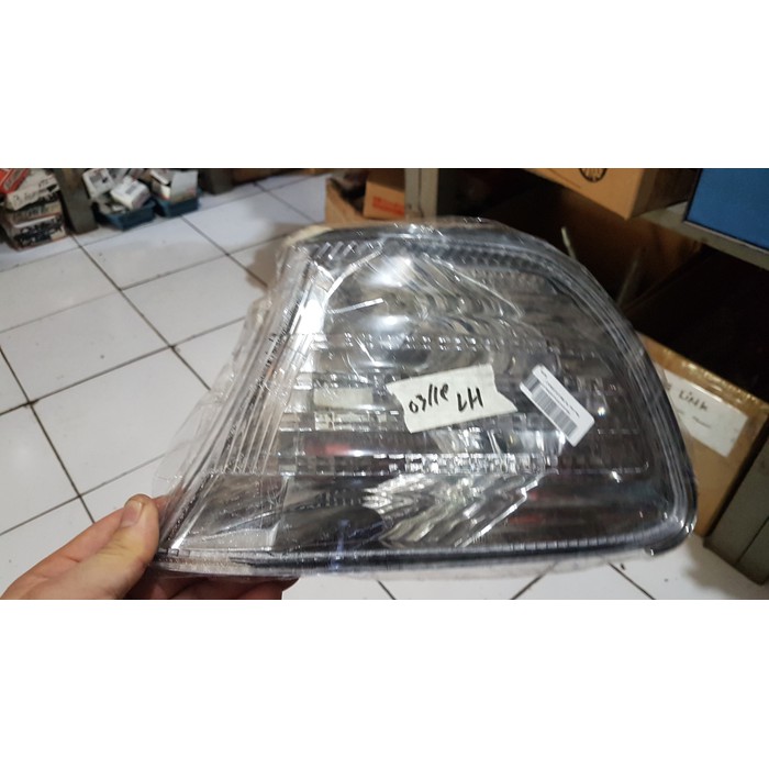 Lampu Sign Kijang Kapsul 2003 / Sign Assy Kijang Kapsul 2003