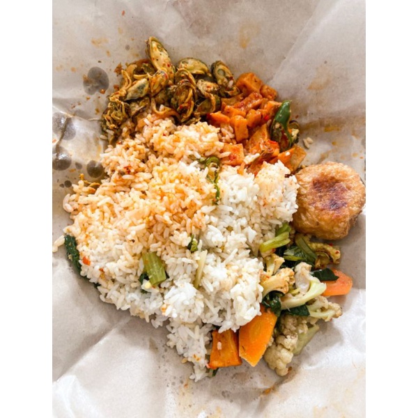 

Nasi Rames Bungkus Jumat Berkah (10 bks)