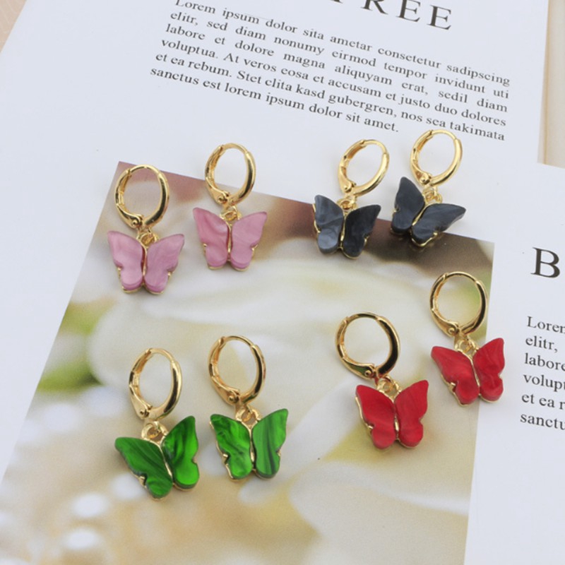 Anting Bentuk Kupu-Kupu Bahan Akrilik Warna-Warni Gaya Korea Untuk Wanita