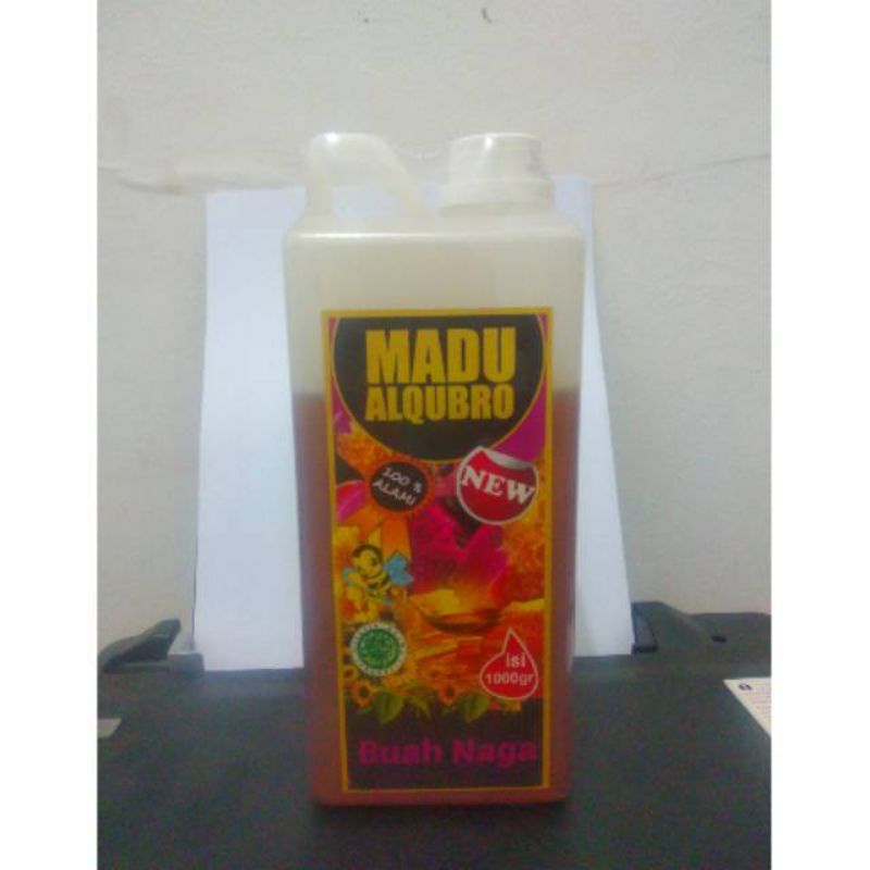 

Madu Al Qubro Buah Naga 1 KG | Madu Asli Nektar Bunga Buah Naga Harga Termurah