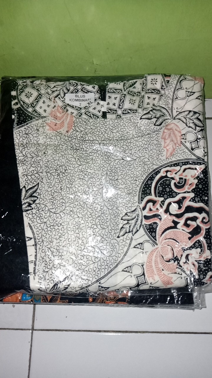 Women Sale, Blouse Batik Kombinasi, Blus Kombinasi Batik, Blus Kombinasi, Batik Blus Kombinasi