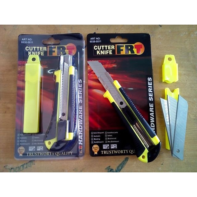 

Sale Pisau Cutter + Isi Set / Paper Cutter / Pisau Kater Murah