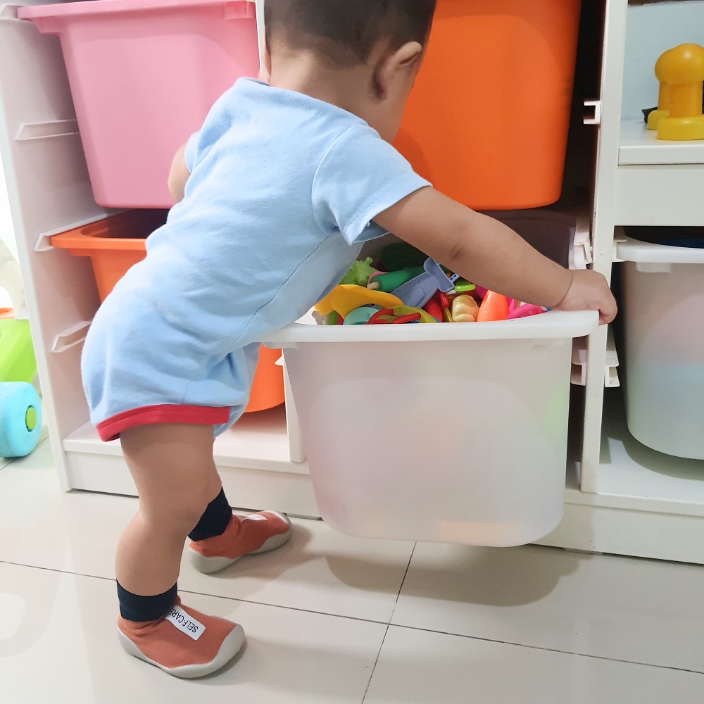 Self Care Sepatu Kaos Kaki Skidder Baby Prewalker