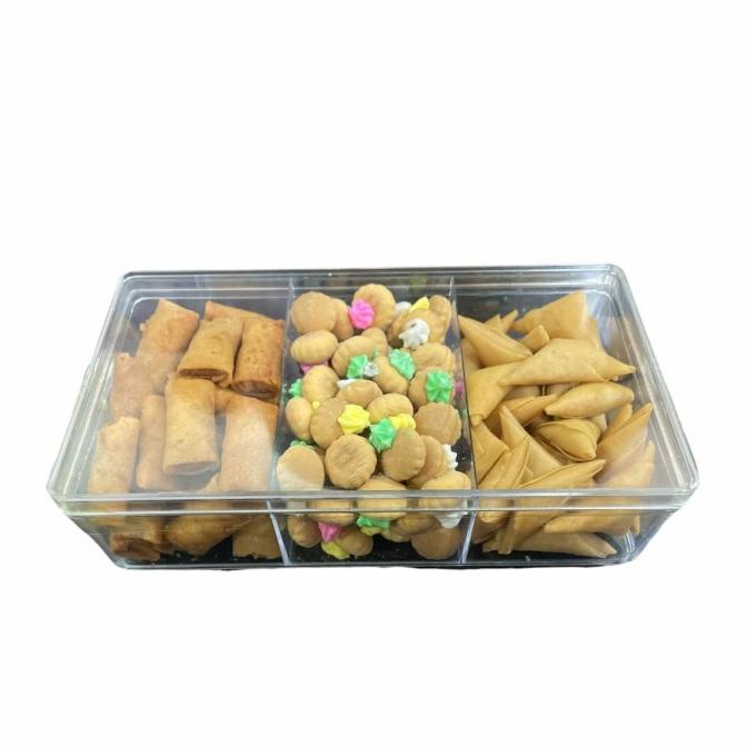 

Kue Kering Toples Sekat 3 Isi Sumpia, Gem Rose, Samosa Spesial Lebaran