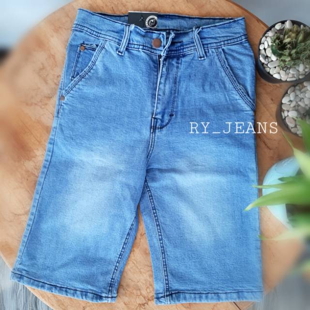 Celana Jeans pendek pria