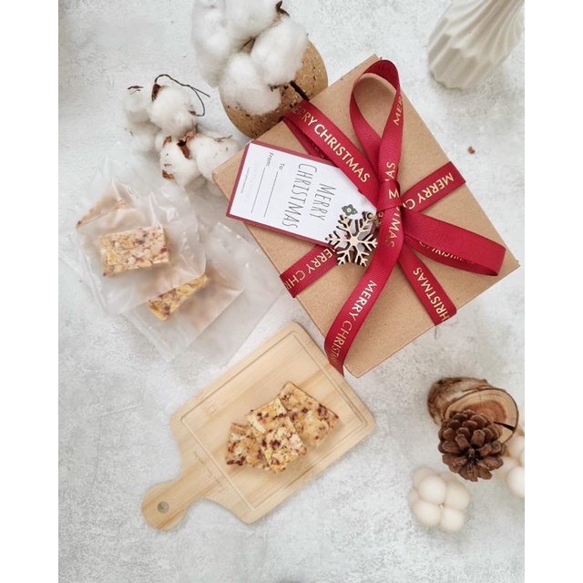 

Christmas hampers orderan Cindy