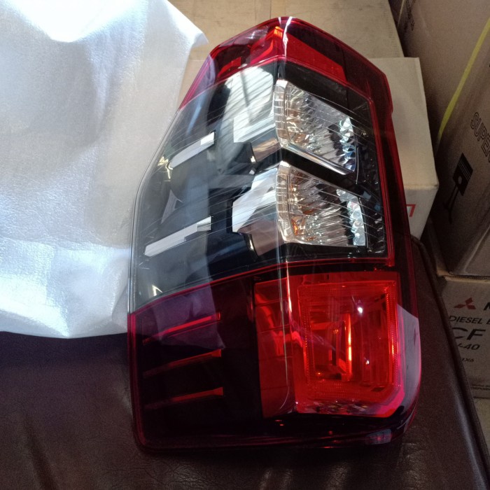 Lampu Belakang Allnew Triton All New Triton 2020