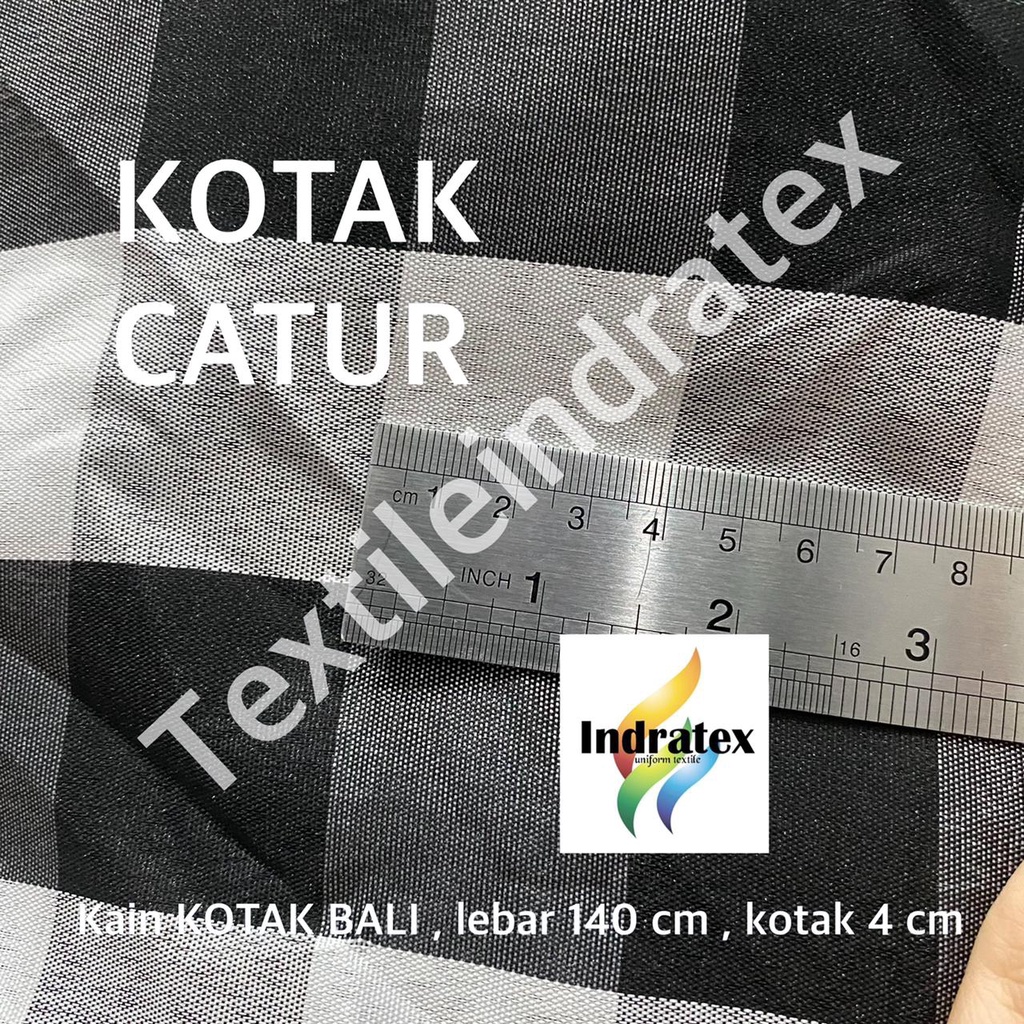 ( per setengah meter ) kain KOTAK BALI kotak catur tridatu 4 cm lebar 140 untuk upacara adat craft kerajinan tangan taplak meja sarung galon alas piknik