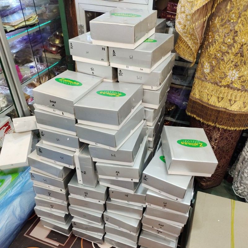 gelang penganten spasang motif panjang.