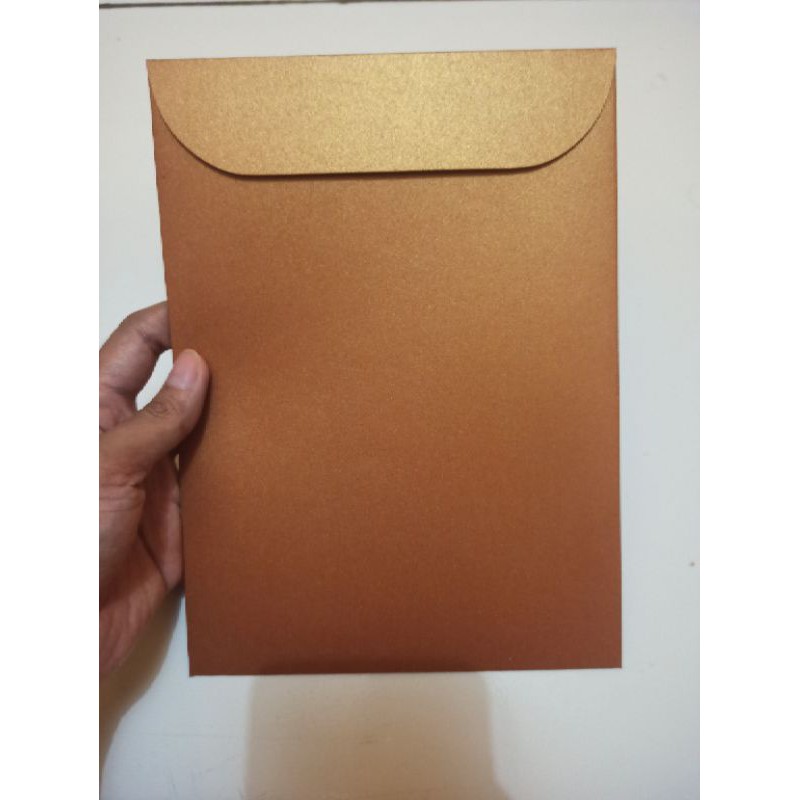 

Amplop A5 Tebal Undangan Potrait Premium Light Brown 16x22