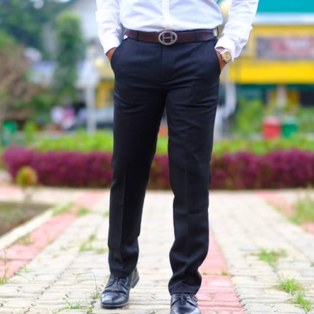 Celana formal pria slimfit khusus hitam