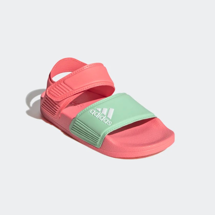 Adidas / Adidas Adilette / Sepatu Sandal Adidas / Adidas Anak / Adidas Kids / Sandal Sepatu Anak Adidas / Sandal Anak laki laki / Sandal Anak Perempuan / Sandal Adidas Anak / Adidas Akwah / Sandal Adidas Anak