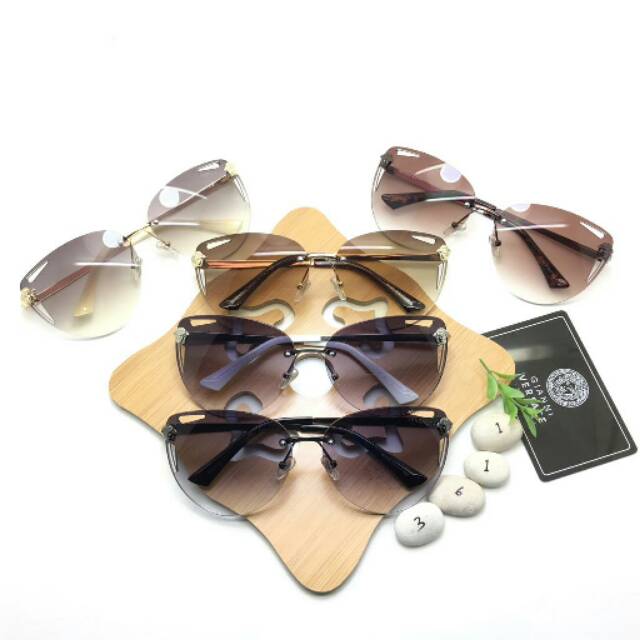 Kacamata Versace Wanita