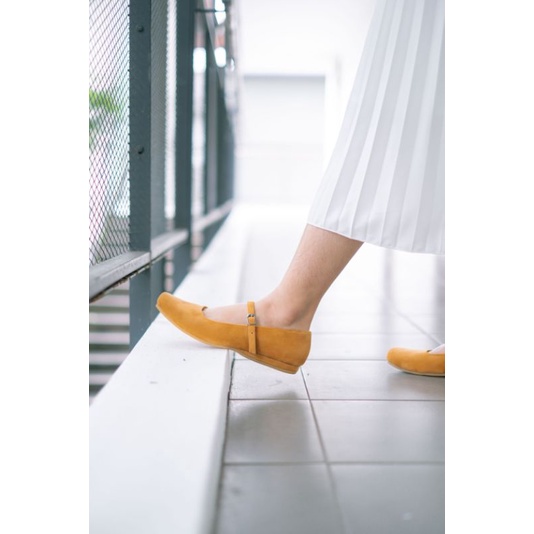 Eveseitch - Baca deskripsi produk - Sada Suede Flatshoes