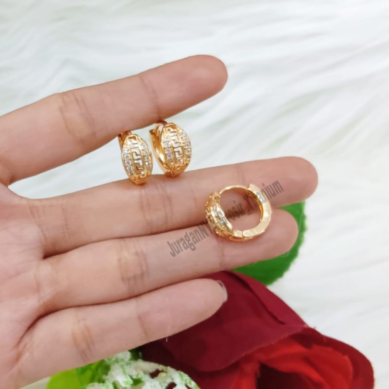 Anting Titanium Jepit Full Mata Elegant Super Cantik Anti Karat