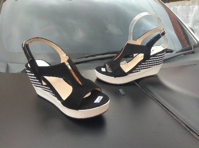 Sandal Wedges DV127 Kombinasi Warna