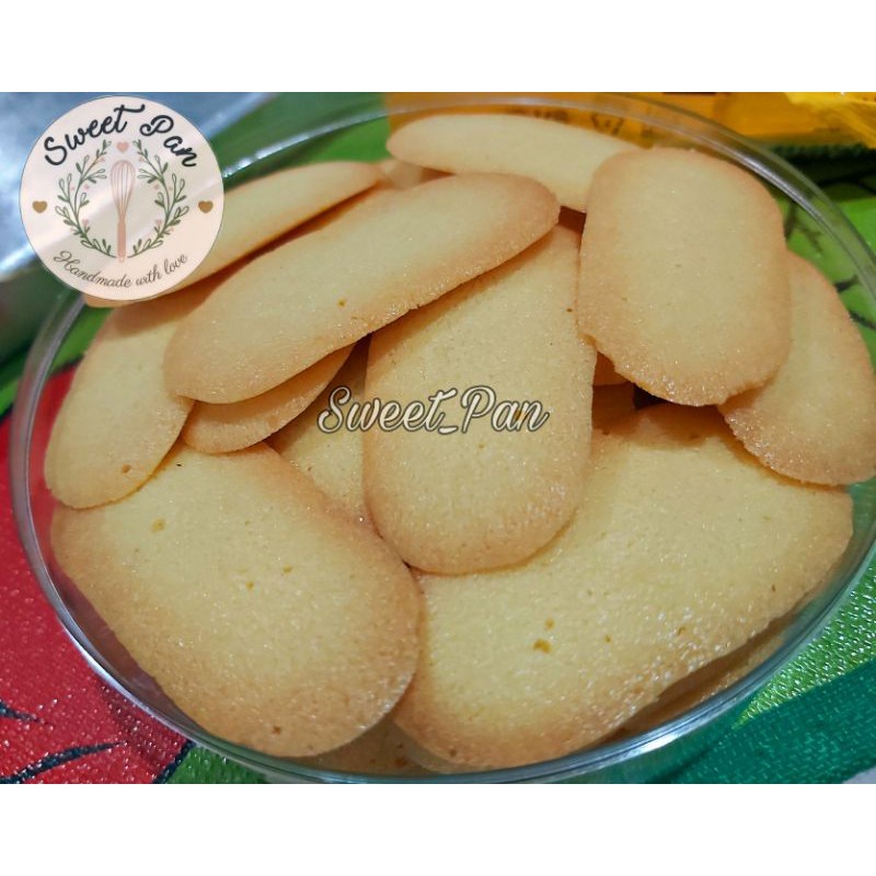 

PREMIUM KUE KERING COOKIES LIDAH KUCING BUTTER SNACK KUE LEBARAN RAMADHAN HAMPERS SURABAYA