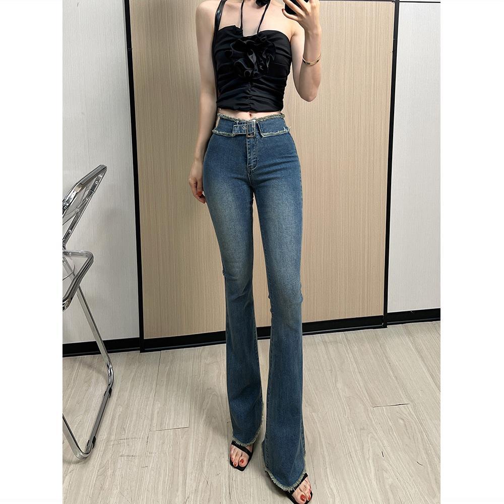 Red Retro pinggang tinggi raw edge micro-flare jeans wanita musim semi dan musim panas hot girls slim fit, kaki ramping, celana pengangkat pinggul elastis