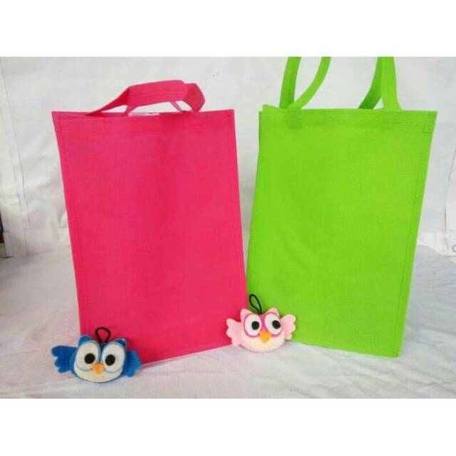 

MarMon,Termurah Tas spunbond custom 40x5x40 souvenir murah merchandise