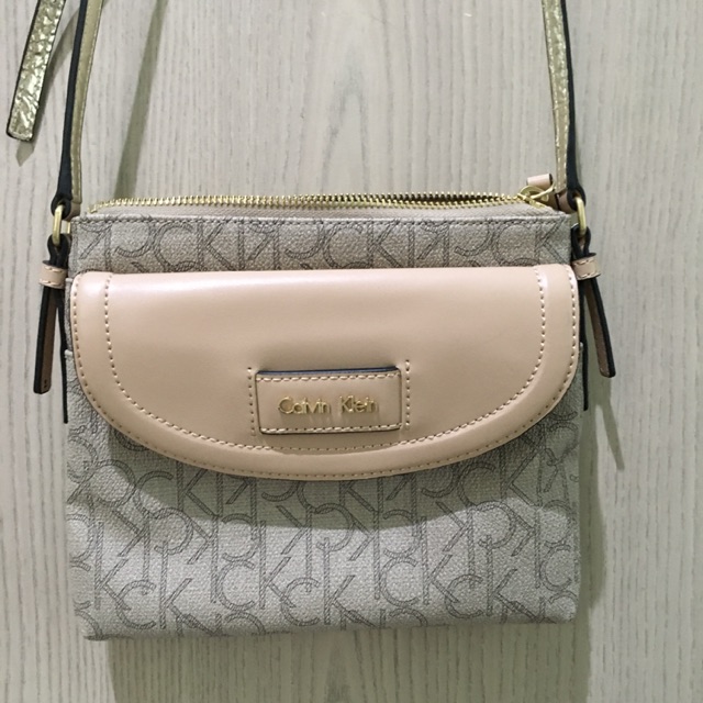 CALVIN KLEIN mini sling bag