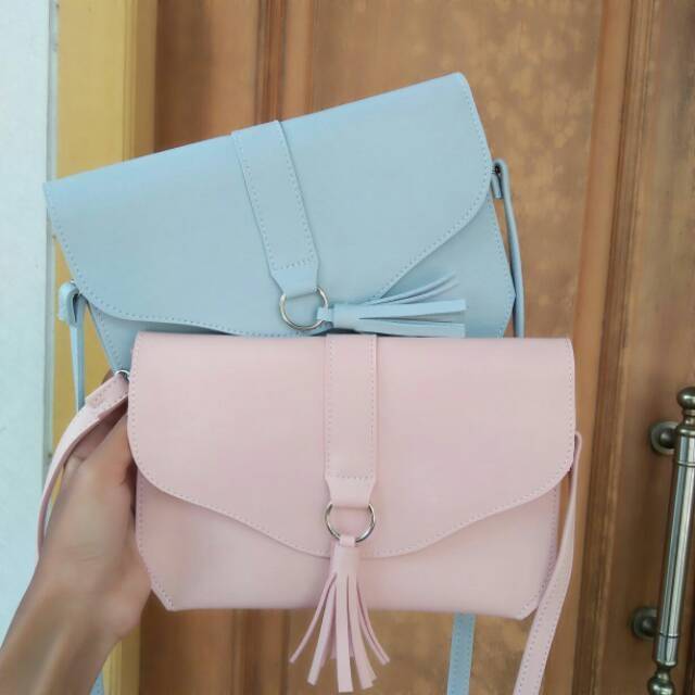 

Miniso amplop kuncir