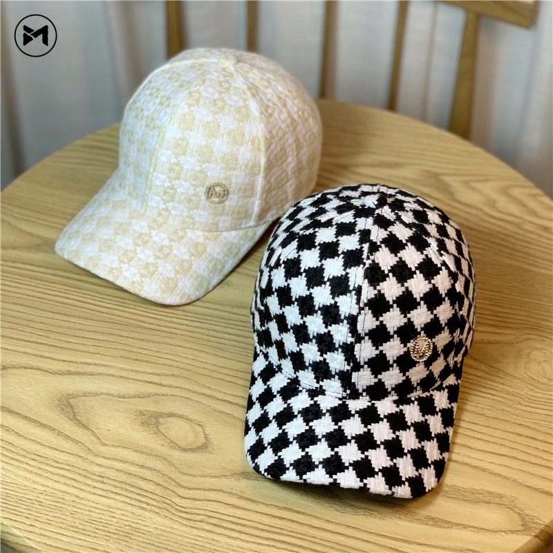Topi Baseball Motif Kotak-Kotak Hitam Putih Aksen Berlian Imitasi Gaya Kasual Untuk Wanita-1
