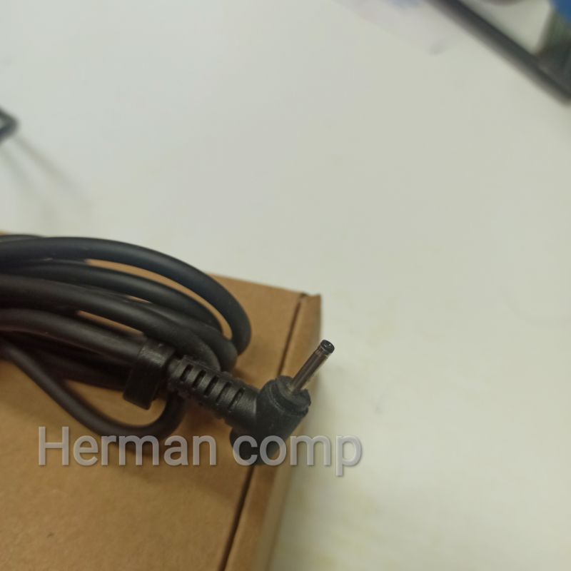 Original Adaptor Asus EePC 1015 1025 1215 19V 1.58A model EXA1004EH