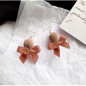 Anting Korea Fashion Import Pompom Pita